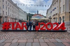 Historyczne centrum miasta Tartu oraz skład delegacji